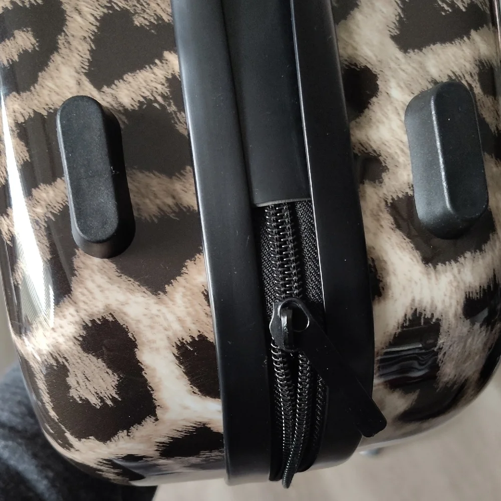 🆕Leopard Print Zippered Cosmetic Train Luggage Case